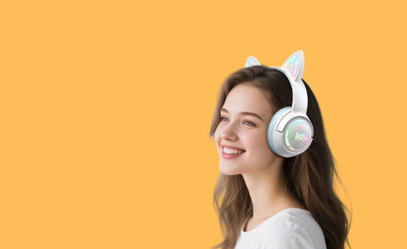 White and Purple Gradient Gaming Channel Banner 7